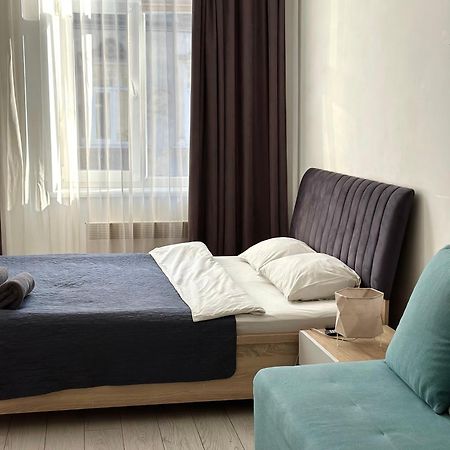 Romantic Apartments-Near Opera House 5/8 利沃夫 外观 照片