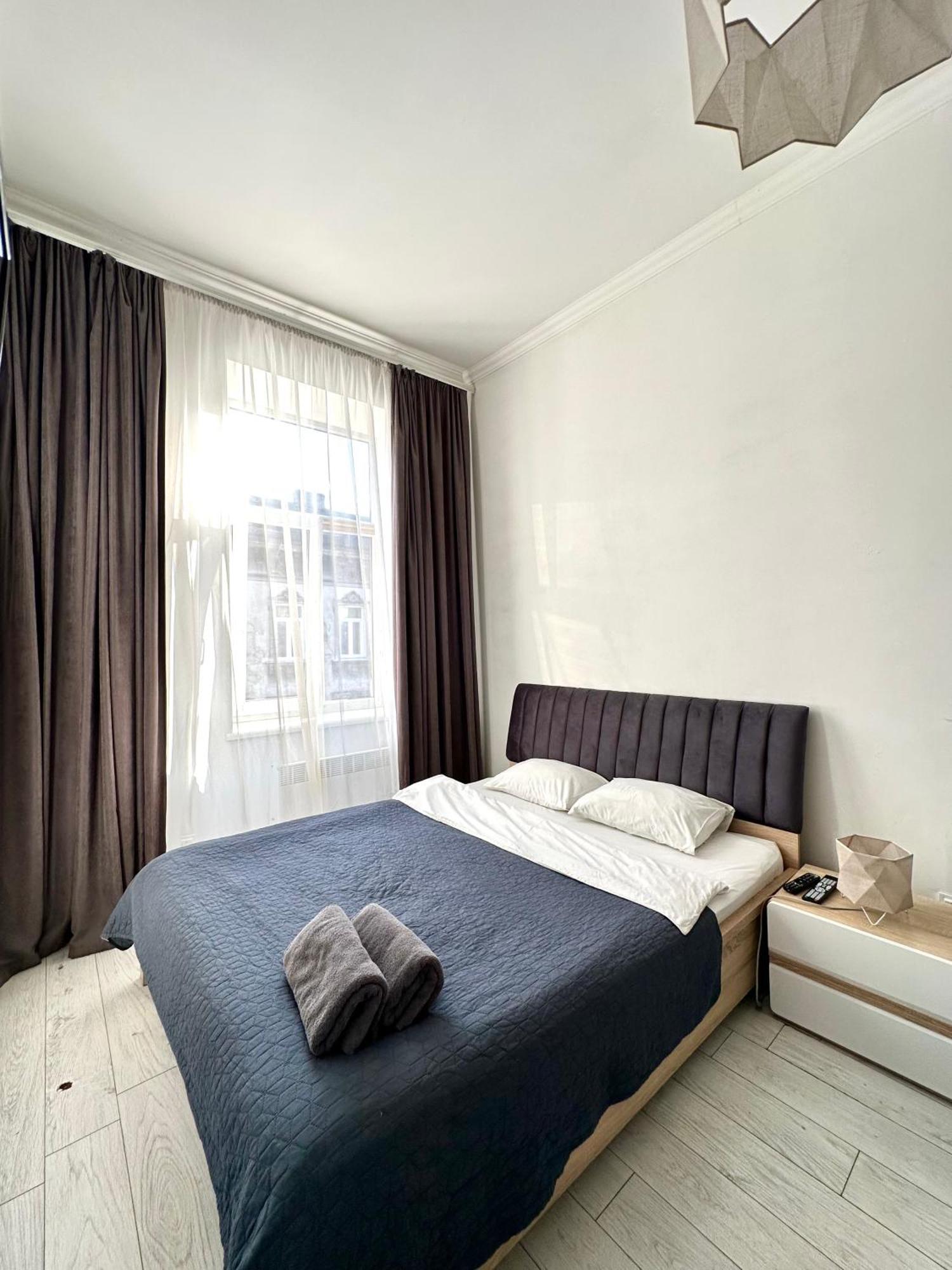 Romantic Apartments-Near Opera House 5/8 利沃夫 外观 照片